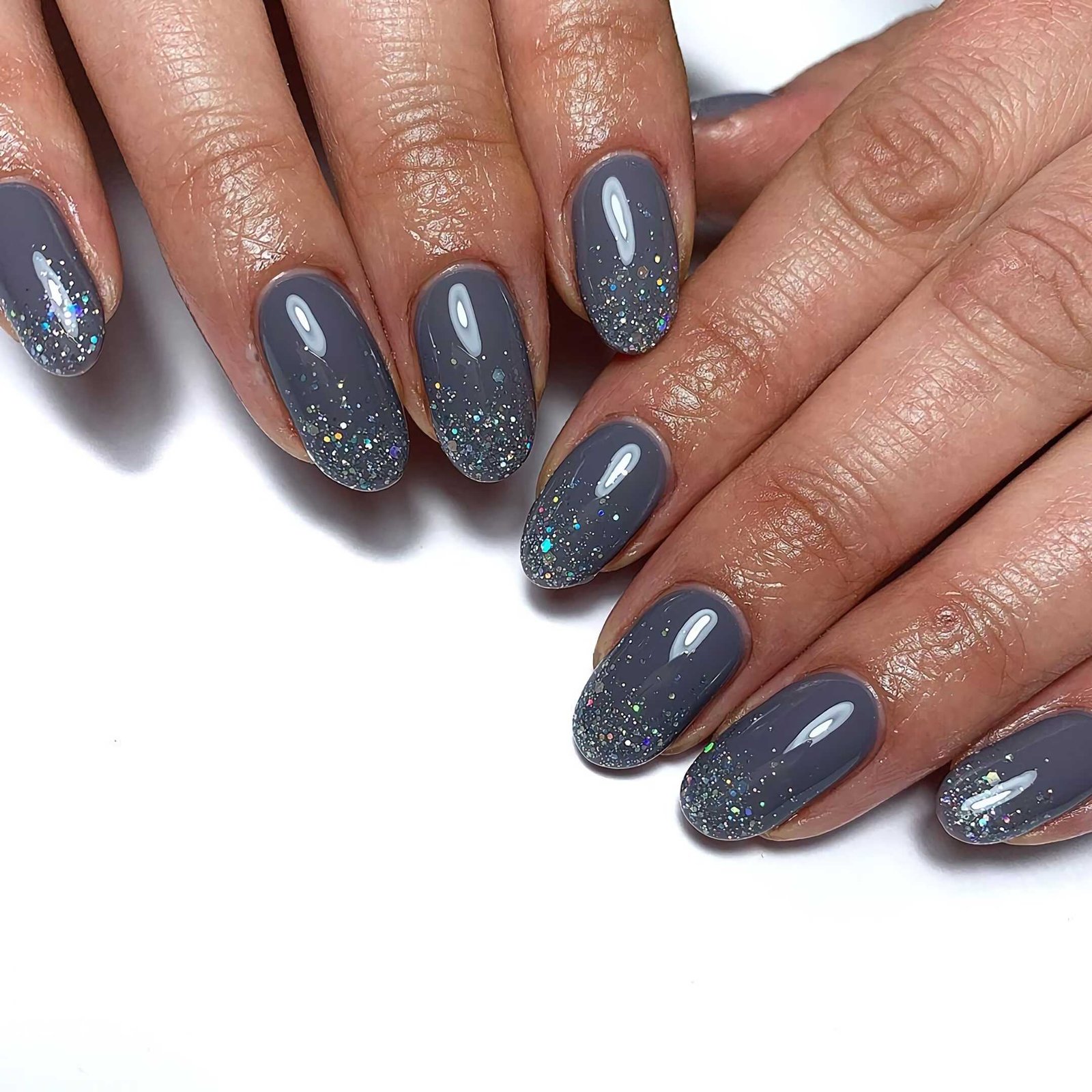 gray glitter nails