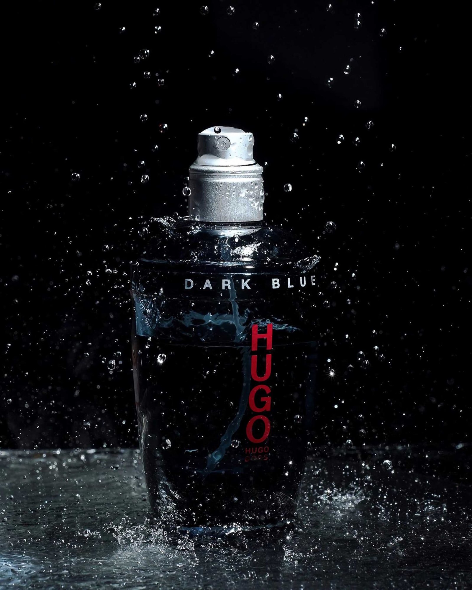 отличные мужские духи с сильным цитрусовым запахом Hugo Boss Dark Blue