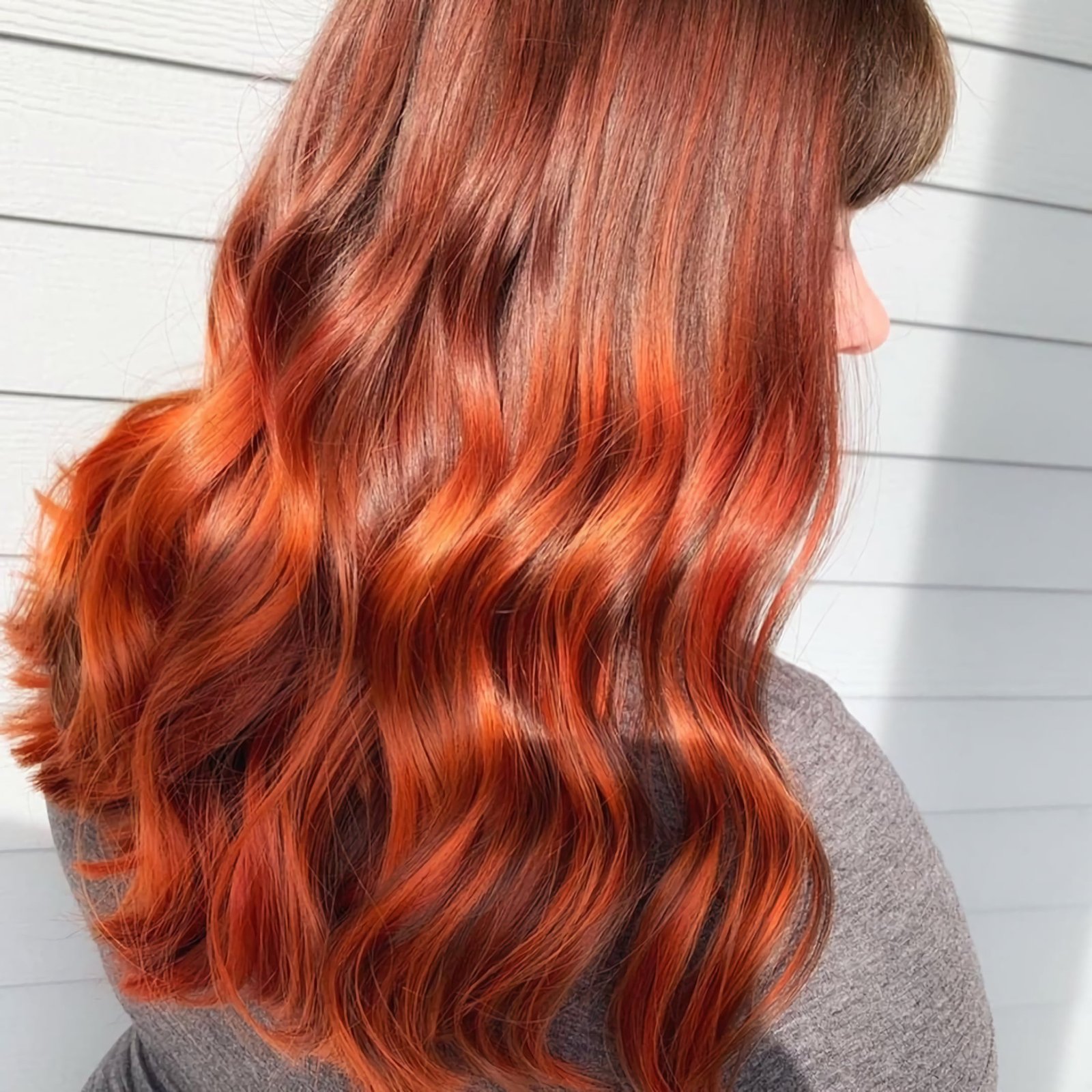 Волосы цвета красный апельсин